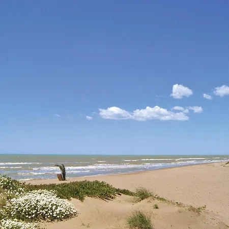 Casa vacanze Gorgeous In With Wifi Ardea